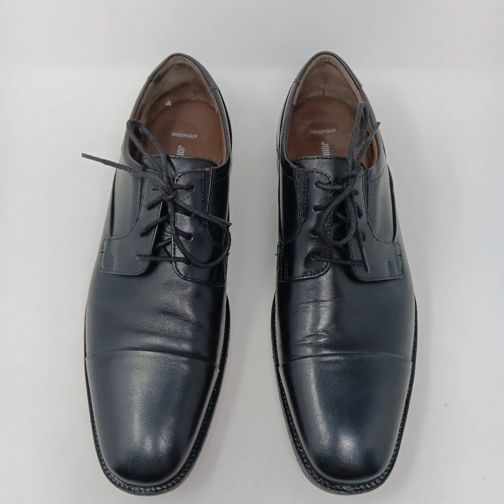 Johnston & Murphy Black Oxfords - Picture 7 of 11